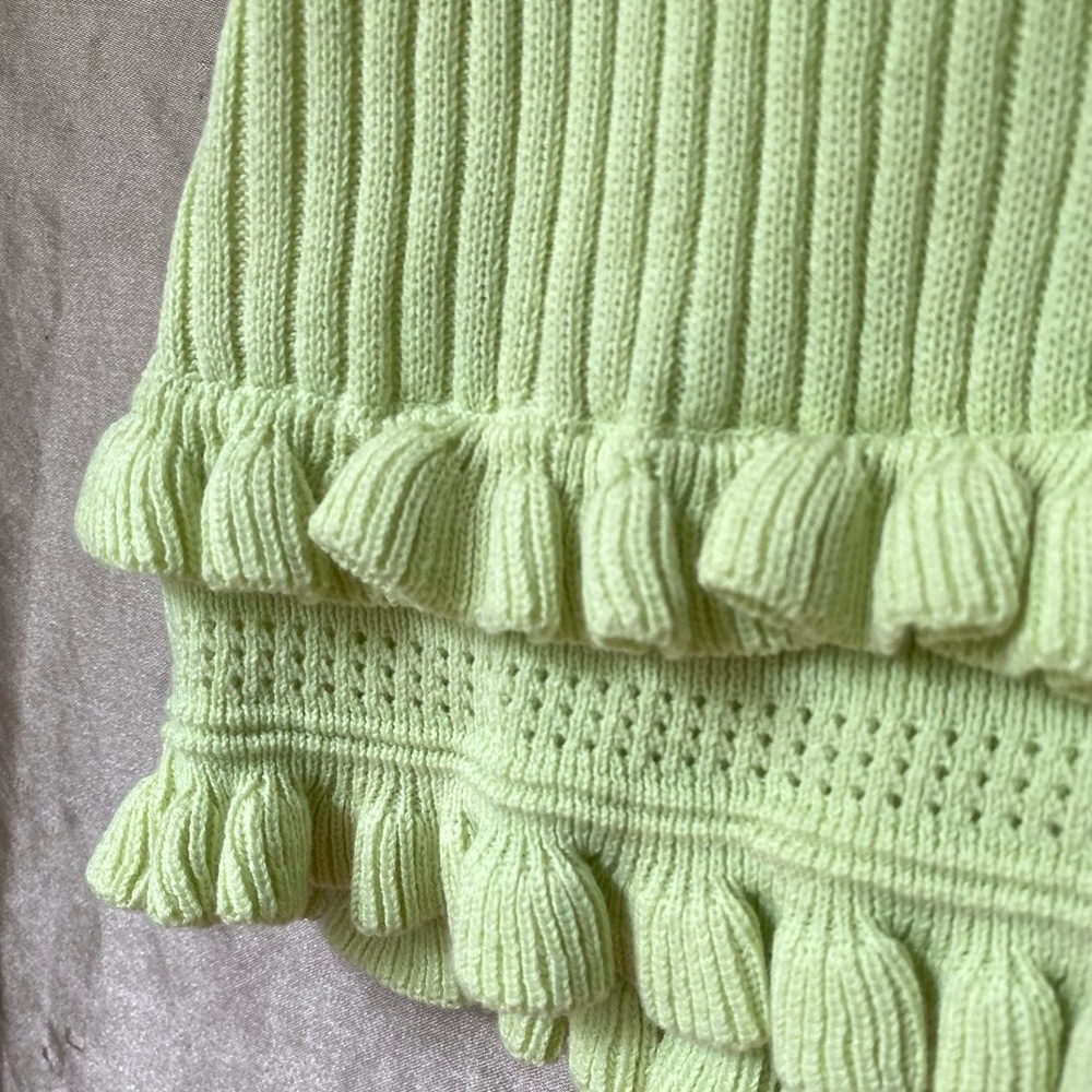 BCBGeneration Green Ribbed Ruffled Top - Picture 3 of 5